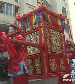 罗源传统婚礼渐热 诠释传统魅力